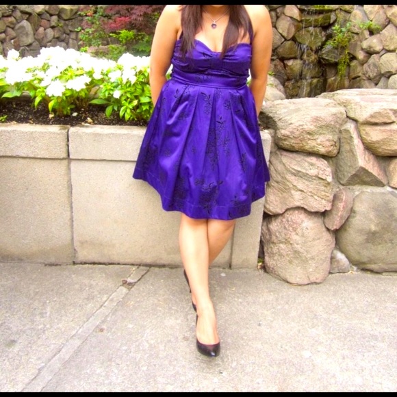 Off shoulder Le Chateau dress - Picture 8 of 11